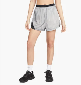 Шорты женские Nike Dri-Fit Repel WomenS Mid-Rise 3 Brief-Lined Trail Running Shorts With Pockets Grey DX1021-010