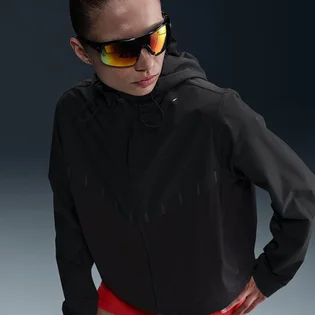 Вітровка жіноча Nike Arswft Sf Argmi Jk Black FZ3396-010