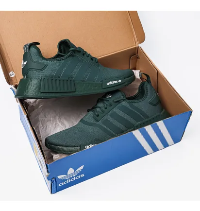 Кроссовки мужские Adidas Nmd_R1 Shoes Green Hp7820