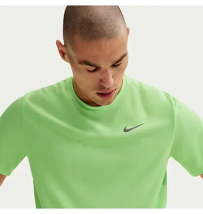 Футболка мужская Nike Df Uv Miller Ss Green DV9315-377