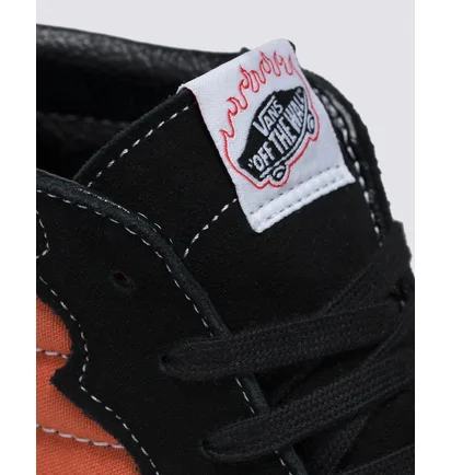 Кеды унисекс Vans Sk8-Hi Flame Shoe Red/Black VN0005UJGWP
