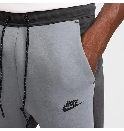 Штаны мужские Nike Sportswear Tech Fleece Grey HV0959-061