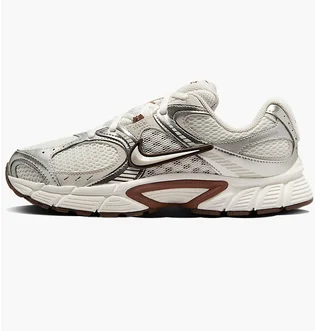 Кроссовки женские Nike V5 Rnr Beige/Metallic HQ7901-102