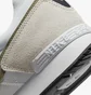 Кросівки чоловічі Nike Venture Runner White CK2944-101