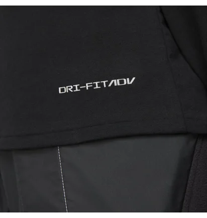 Свитшот женский Nike Sportswear Dri-Fit Adv Tech Pack Black DD4628-010