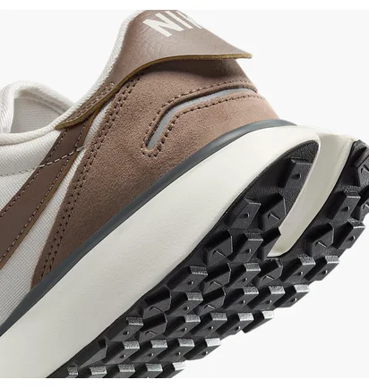 Кросівки жіночі Nike Phoenix Waffle White/Brown FD2196-005