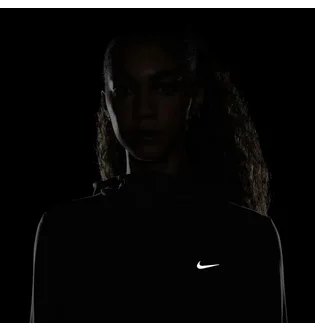 Лонгслив женский Nike W Swift Elmnt Dri-Fit Uv Hd Lng Violet FB5313-536