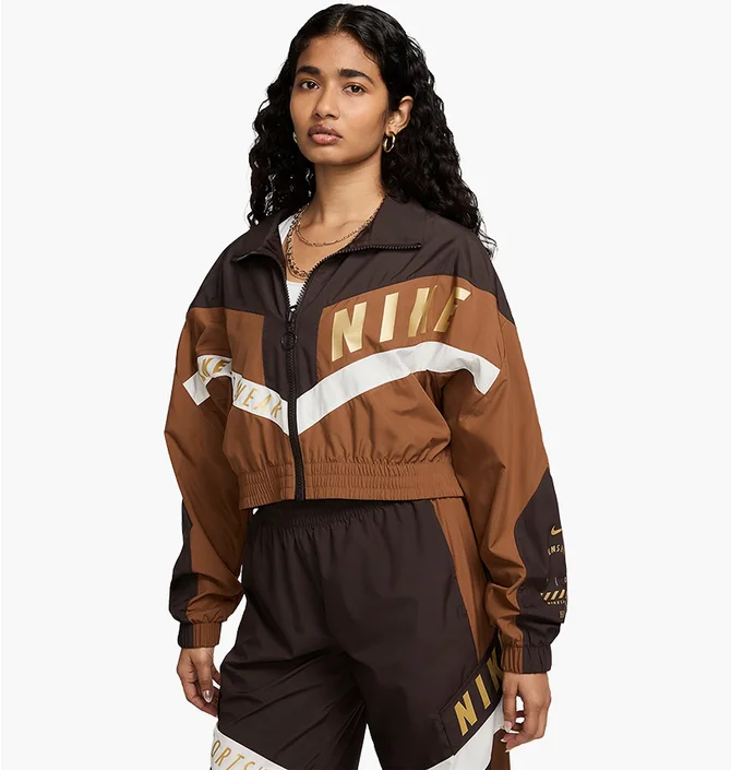 Куртка женская Nike Sportswear Brown HF5956-220