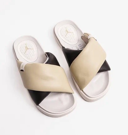 Тапочки женские Air Jordan Sophia Slide Beige DO8863-202