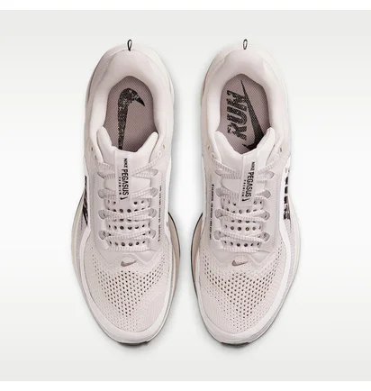 Кросівки чоловічі Nike Pegasus Premium MenS Road Running Shoes Grey IH2288-001