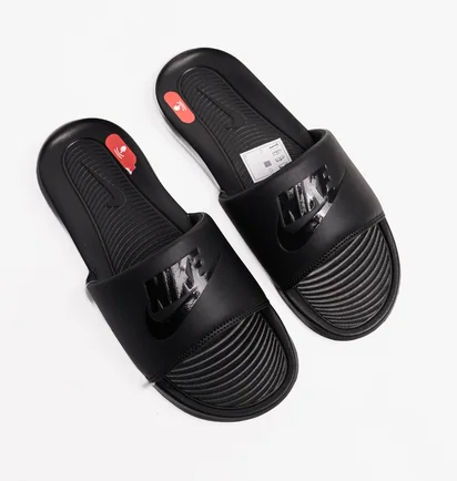 Тапочки женские Nike W Victori One Slide Black CN9677-004