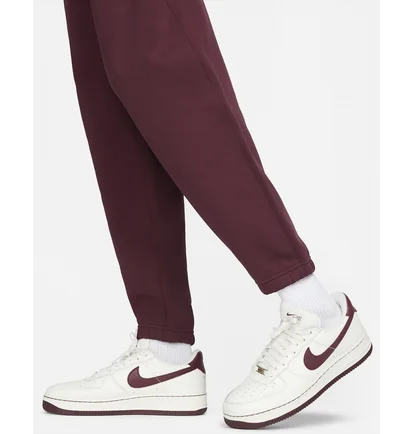 Штани чоловічі Nike Solo Swoosh Bordo DX1364-681