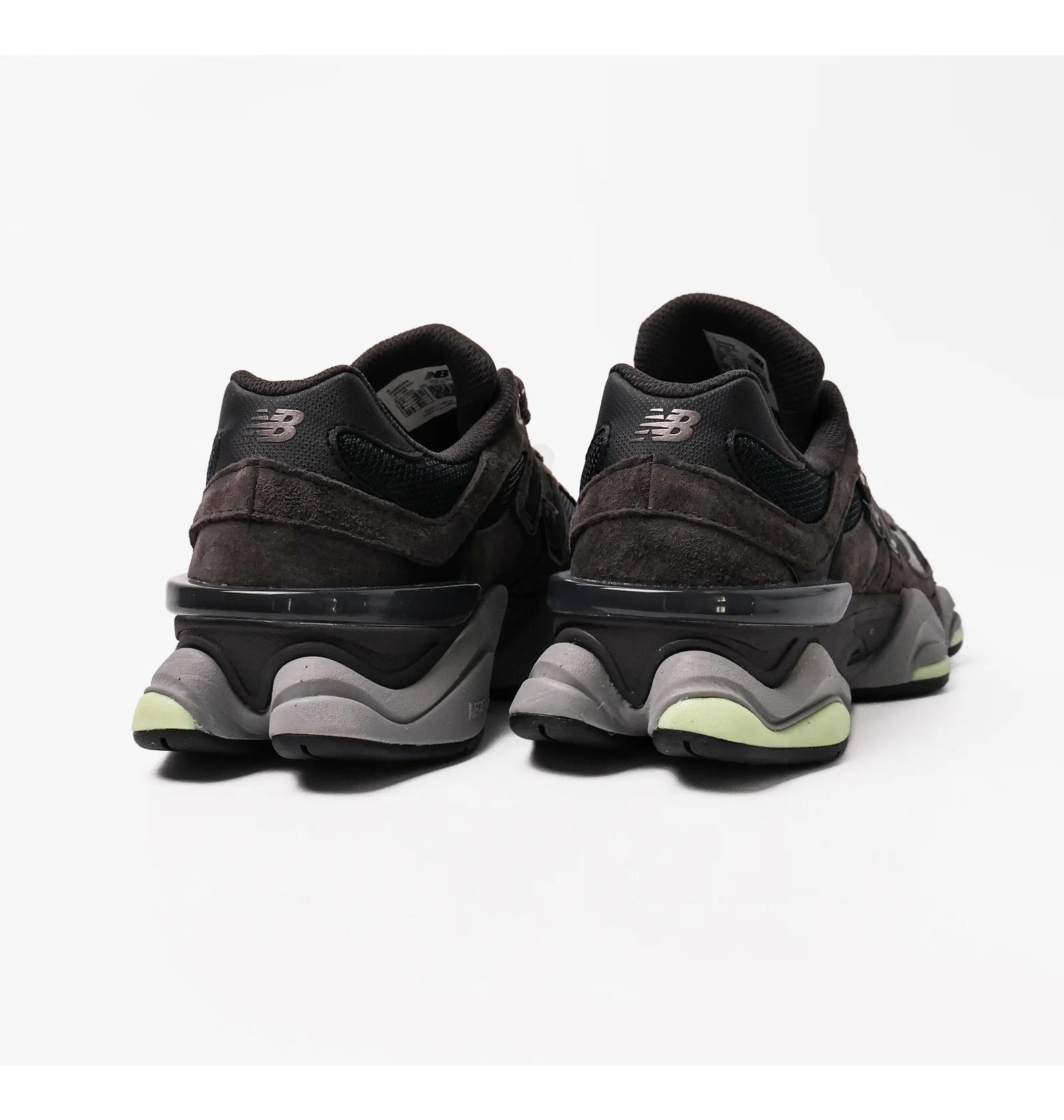 ᐉ Кроссовки унисекс New Balance 9060 Black U90602P8 - купить в