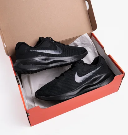 Кросівки чоловічі Nike Revolution 7 Black FB2207-005