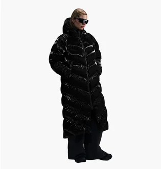 Пуховик женский Nike Nsw Tf Os Shn Snfl Wnpfr Pka Black FV7827-010