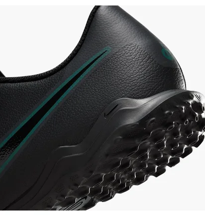 Сороконожки унисекс Nike Tiempo Legend 10 Club Black DV4345-002