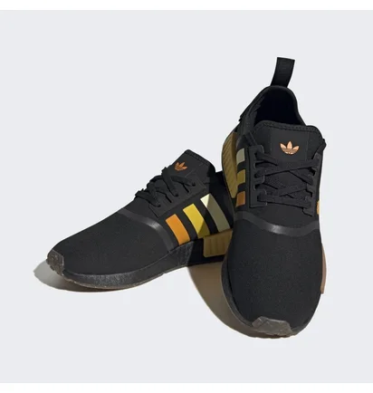 Кроссовки мужские Adidas Nmd_R1 Shoes Black HQ4561