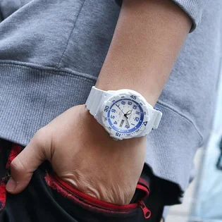 Часы унисекс Casio Analog MRW-200HC-7B2