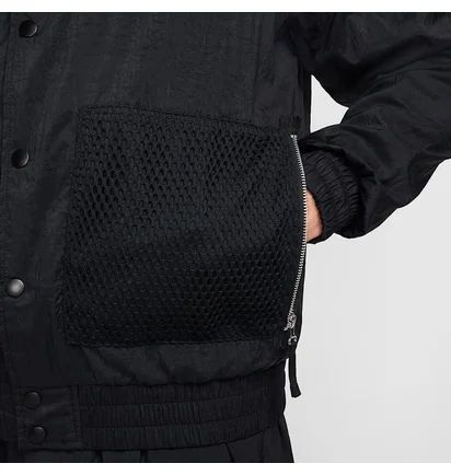 Куртка чоловіча Nike MenS Repel Woven Basketball Jacket Black FN2896-010