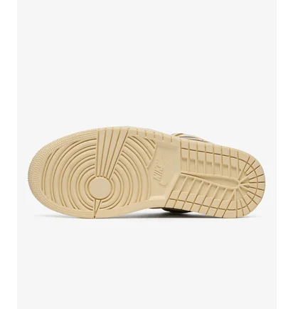 Кросівки жіночі Air Jordan 1 Low Se Muslin Royal Tint Beige IH4110-104