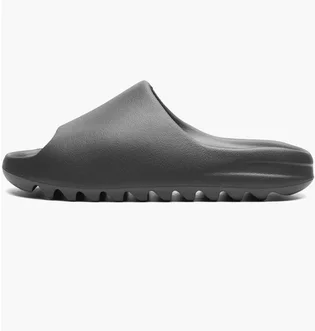 Тапочки мужские Adidas Yeezy Slide Dakony Black ID5103
