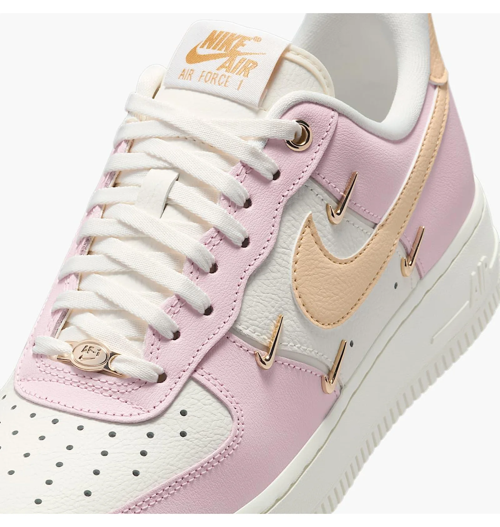 ᐉ Кросівки жіночі Nike Wmns Air Force 1 07 Lx Pink/Beige IB2574