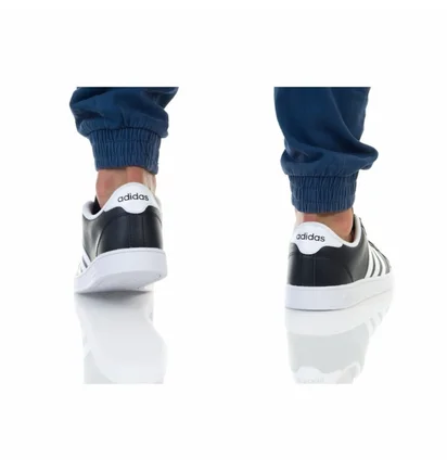 Кросівки чоловічі Adidas Baseline Black AW4617