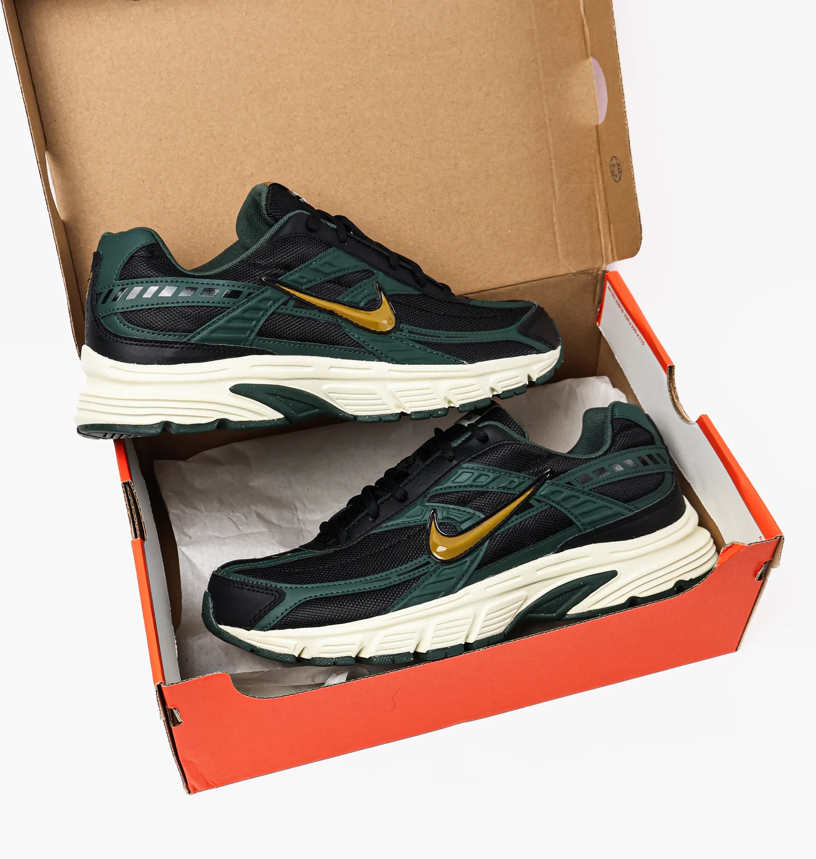 ᐉ Кросівки чоловічі Nike Initiator Green HQ3611-010 - придбати в