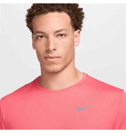 Футболка чоловіча Nike Miler Pink DV9315-629