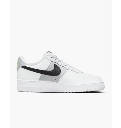 Кроссовки мужские Nike Air Force 1 07 White FQ2204-100