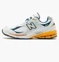 Кросівки чоловічі New Balance 2002R M White M2002RLA