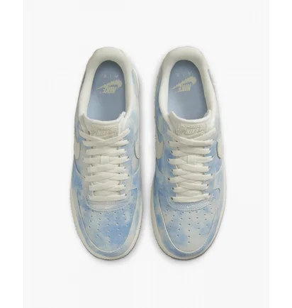 Кроссовки женские Nike Air Force 1 07 Se Light Blue Fd0883-400