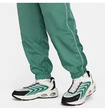 Штаны мужские Nike Air Woven Green FN7688-361