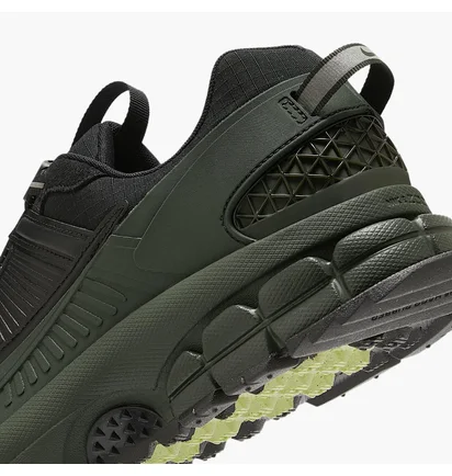 Кроссовки мужские Nike Zoom Vomero Roam Olive FV2295-300