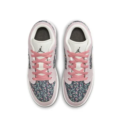 Кросівки дитячі Air Jordan 1 Low Se Gs Pink/Black FJ3445-001