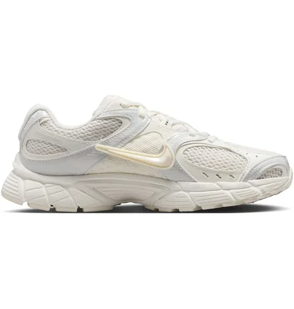 Кросівки жіночі Nike V5 Rnr WomenS Shoes Grey IQ0276-030
