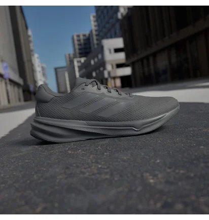 Кроссовки мужские Adidas Supernova Stride Shoes Black IG8319