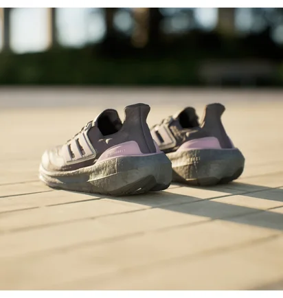 Кросівки жіночі Adidas Ultraboost Light Running Shoes Violet IF1487