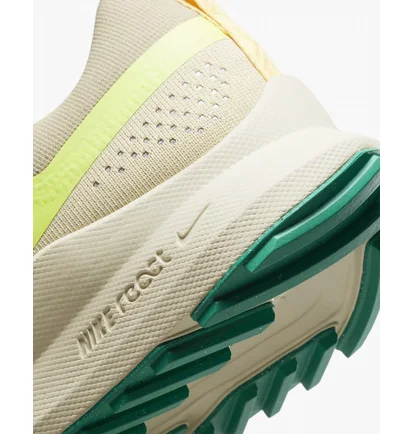 Кросівки чоловічі Nike React Pegasus Trail 4 Beige DJ6158-700
