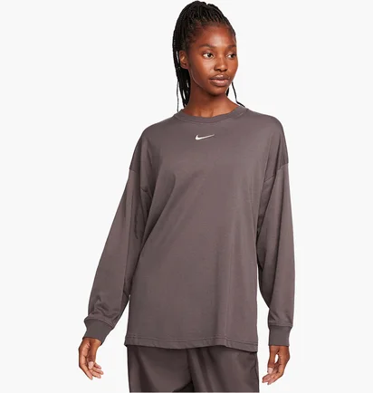 Лонгслив женский Nike T-Shirt Sportswear Brown HF0989-254