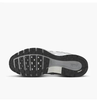 Кросівки чоловічі Nike P-6000 Metallic IH4465-095