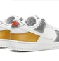 Кросівки жіночі Nike Dunk Low Wmns White/Grey DH4403-700
