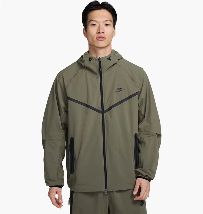Куртка чоловіча Nike Tech Olive HM7151-223