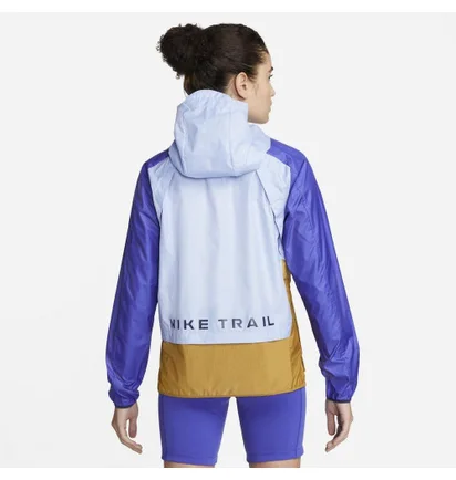 Вітровка жіноча Nike W NK SF TRAIL JKT Multi DC8041-468