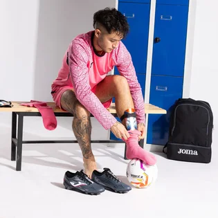 Щитки мужские Joma Defense Red/Blue 401677.043