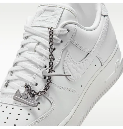 Кроссовки женские Nike Air Force 1 07 Low White IM6485-121