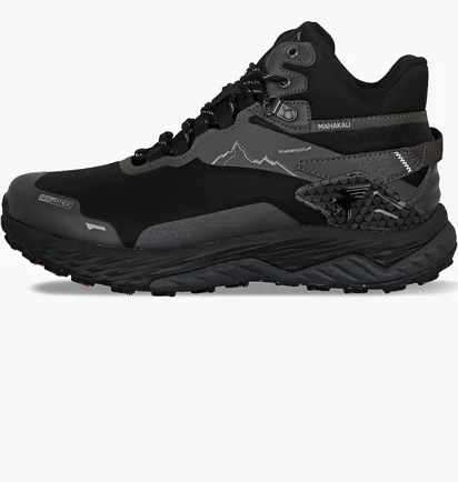 Кроссовки мужские Joma Maxakali Black TKMAXW2101