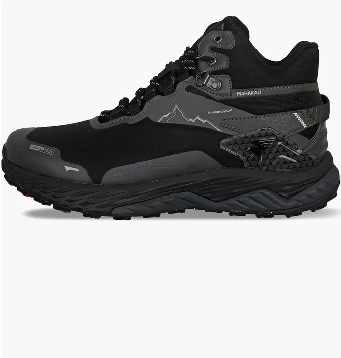 Кроссовки мужские Joma Maxakali Black TKMAXW2101