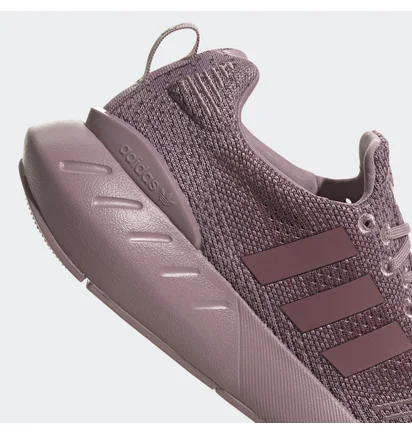 Кросівки жіночі Adidas Swift Run 22 Originals Bordo Gv7978