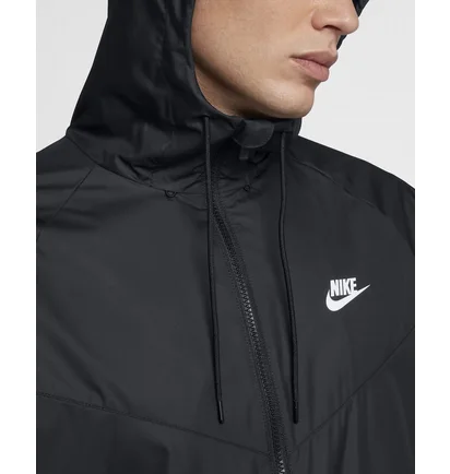 Вітровка чоловіча Nike Windrunner Jkt Black 727324-010